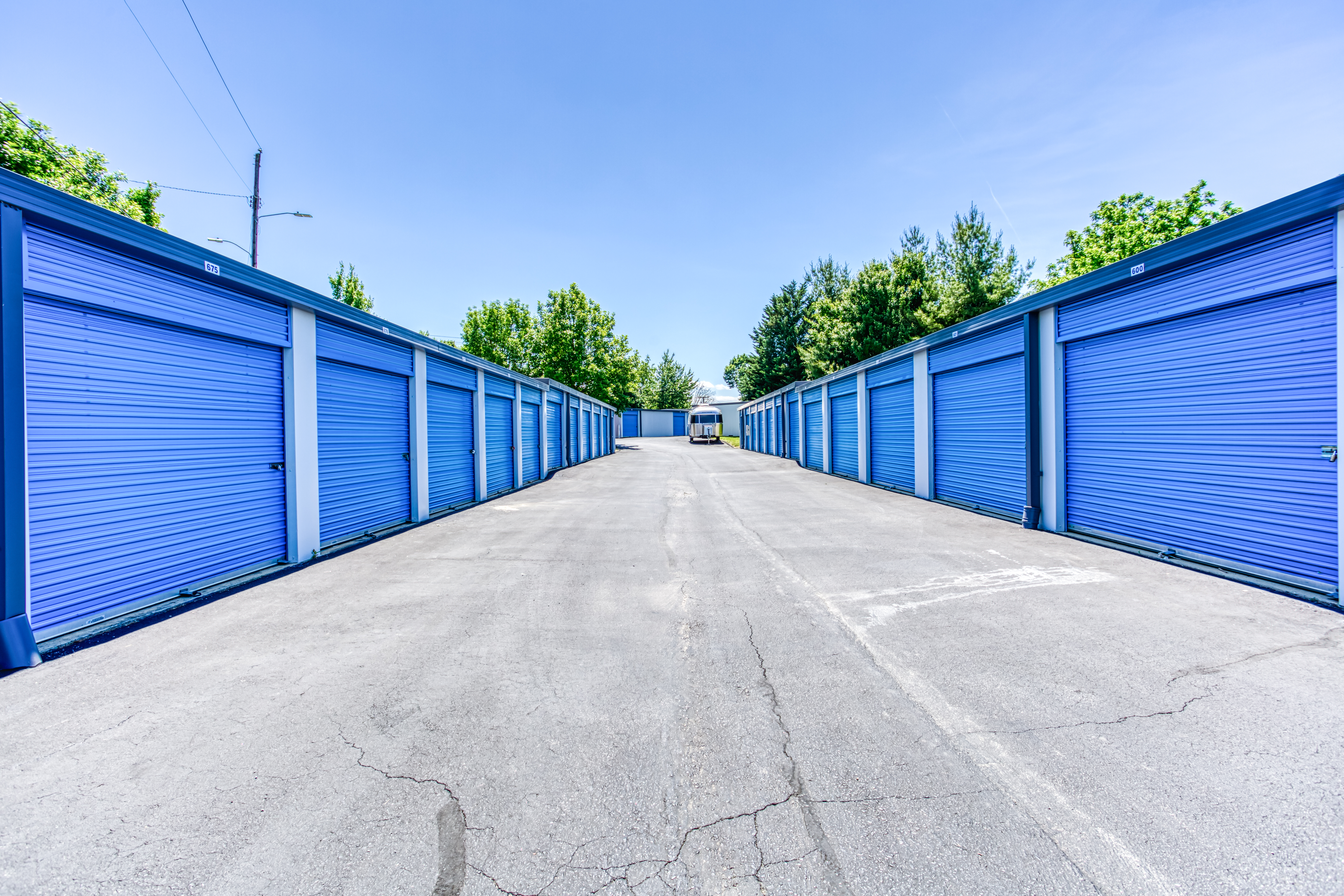 SmartStopSelfStorage-AshevilleNC-600PattonAve-DriveUpUnits