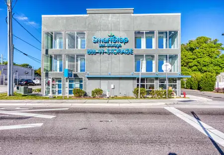 SmartStopSelfStorage-SarastotaFL-1027NorthWashingtonBlvd-Hero