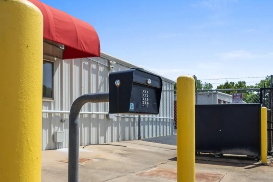 Keypad at SmartStop Self Storage-Siloam SpringsAR-175 S Lincoln St