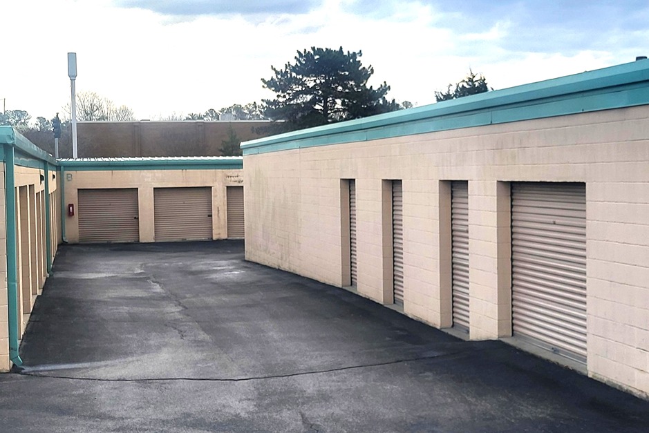 SmartStopSelfStorage-KnoxvilleTN-1641DowntownWBlvd-DriveUp1