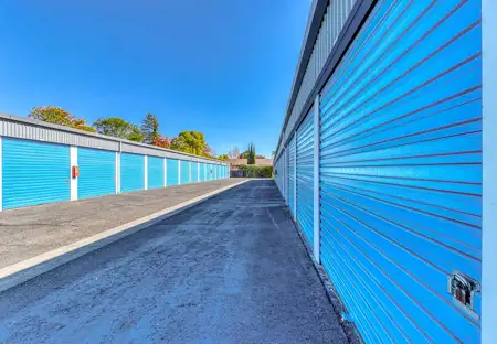 SmartStopSelfStorage-SonomaCA-19240California12-DriveUpUnits