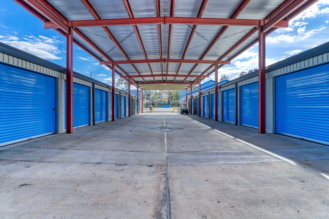 SmartStopSelfStorage-ConroeTX-3750FM1488Rd-DriveUpUnits