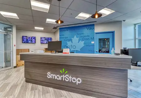 SmartStopSelfStorage-19 Esandar Dr. - Toronto,ONT-M4G4C5-Office