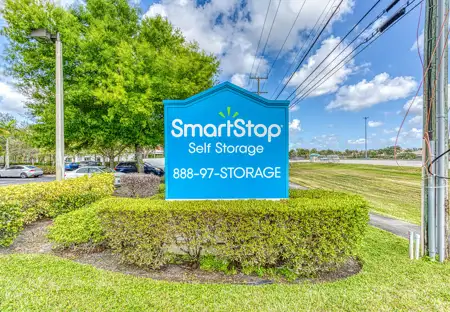 SmartStopSelfStorage-WellingtonFL-1341SouthStateRd-Signage