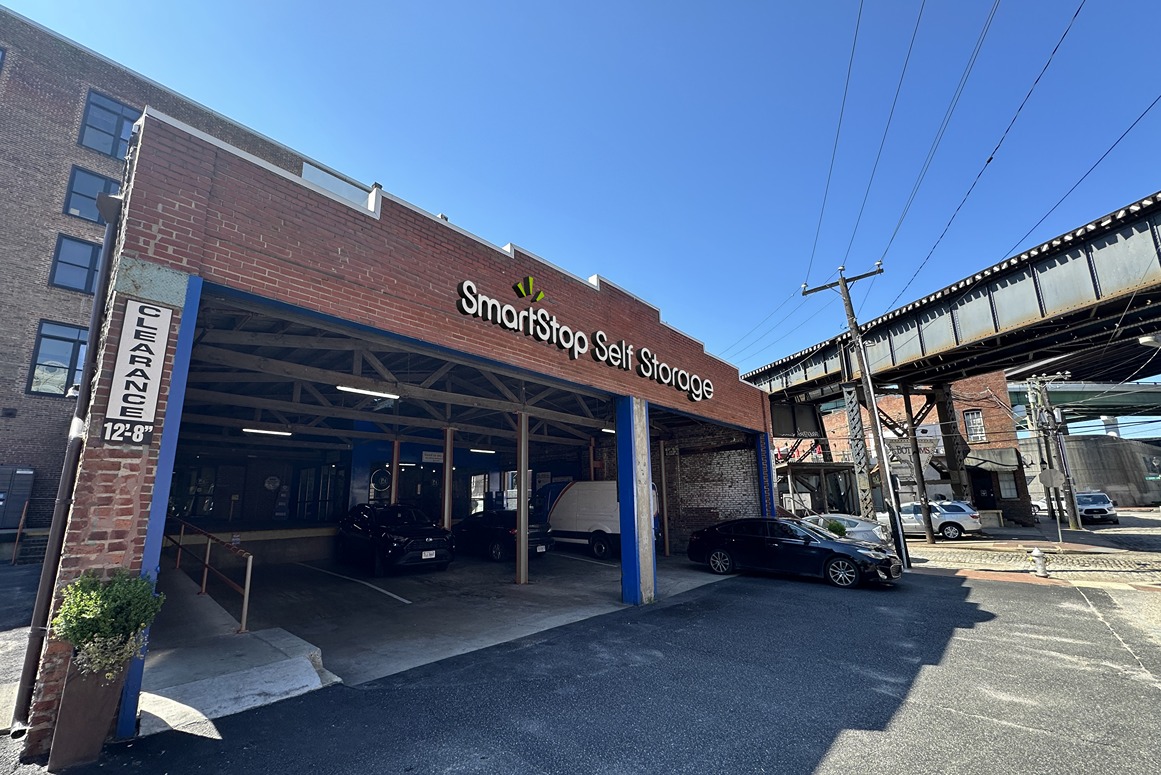 SmartStopSelfStorage-RichmondVA-1716ECarySt-Loading Bays