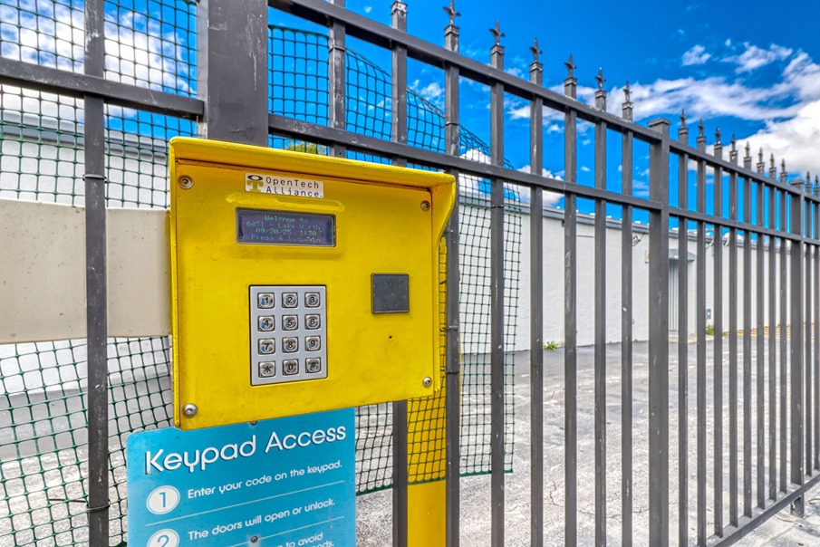 SmartStopSelfStorage-LakeWorthFL-8135LakeWorthRd-Keypad