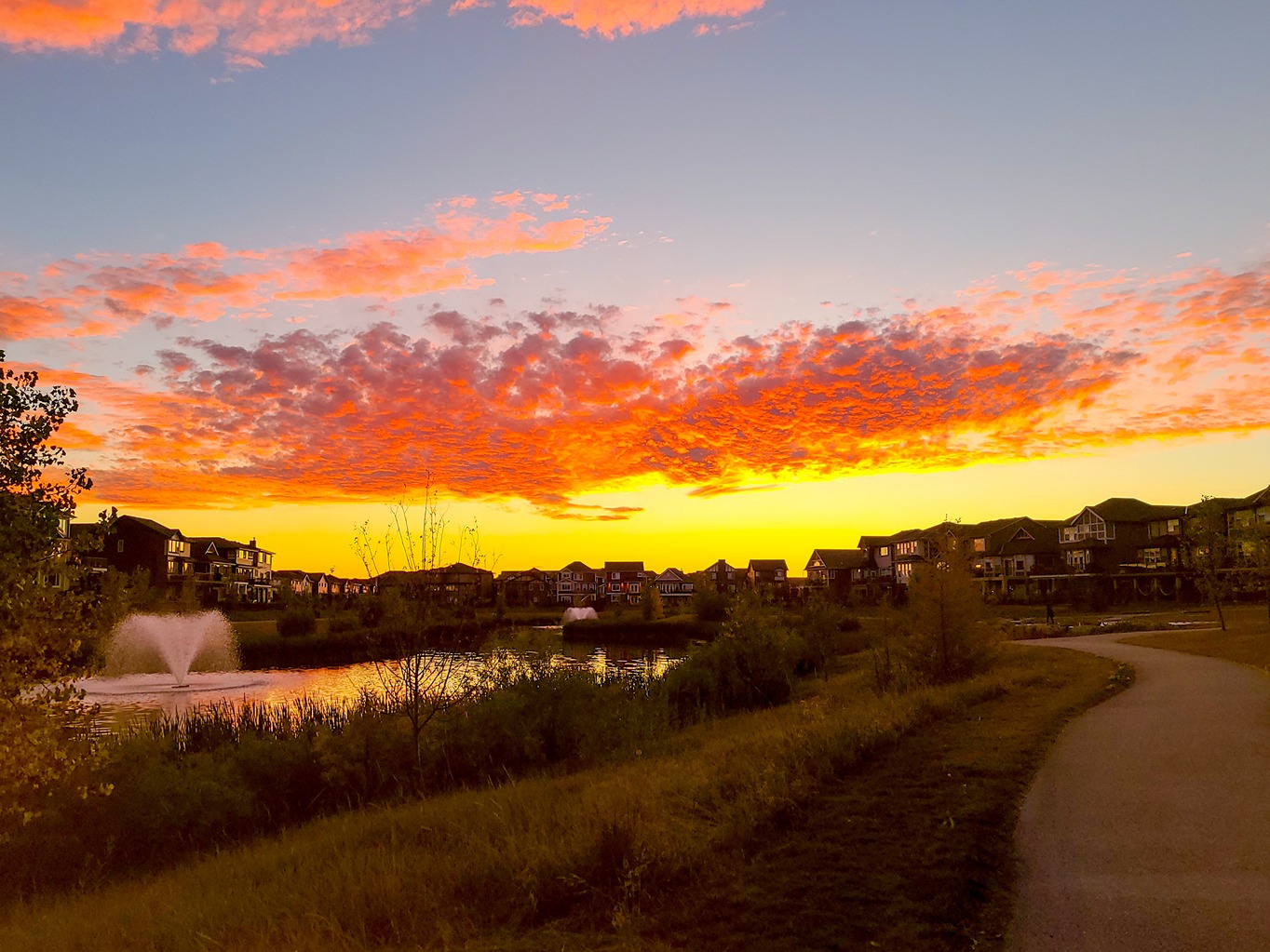Image of Airdrie community home during sunset in Airdrie, CA | SmartStop