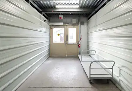 SmartStop Self Storage-22 Griffin Industrial Point, Cochrane, AB - Entry and Handcarts