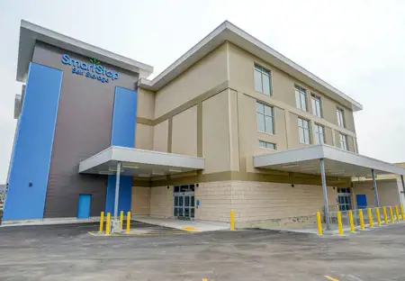 SmartStopSelfStorage-VaughanONT-50CityviewBlvd-Hero