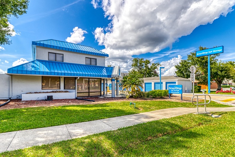 SmartStopSelfStorage-LongwoodFL-460FloridaCentralPkwy-Hero