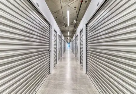 SmartStopSelfStorage-1450 Don Mills Rd - Toronto,ONT-M3B0B3-Interior Units 1