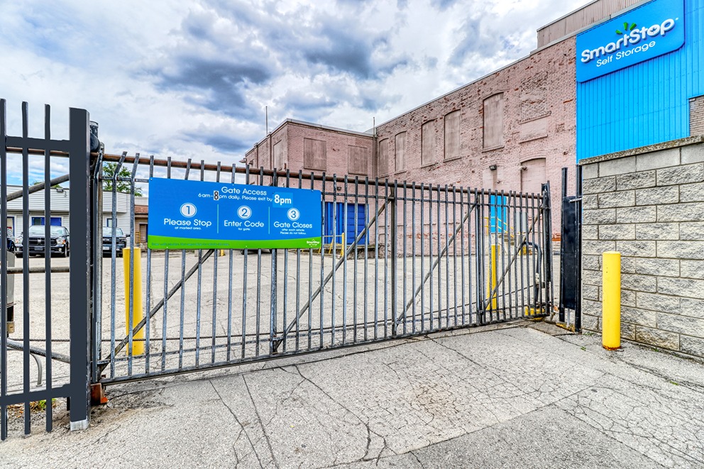 SmartStopSelfStorage-HamiltonONT-24 Sanford Ave-Gate