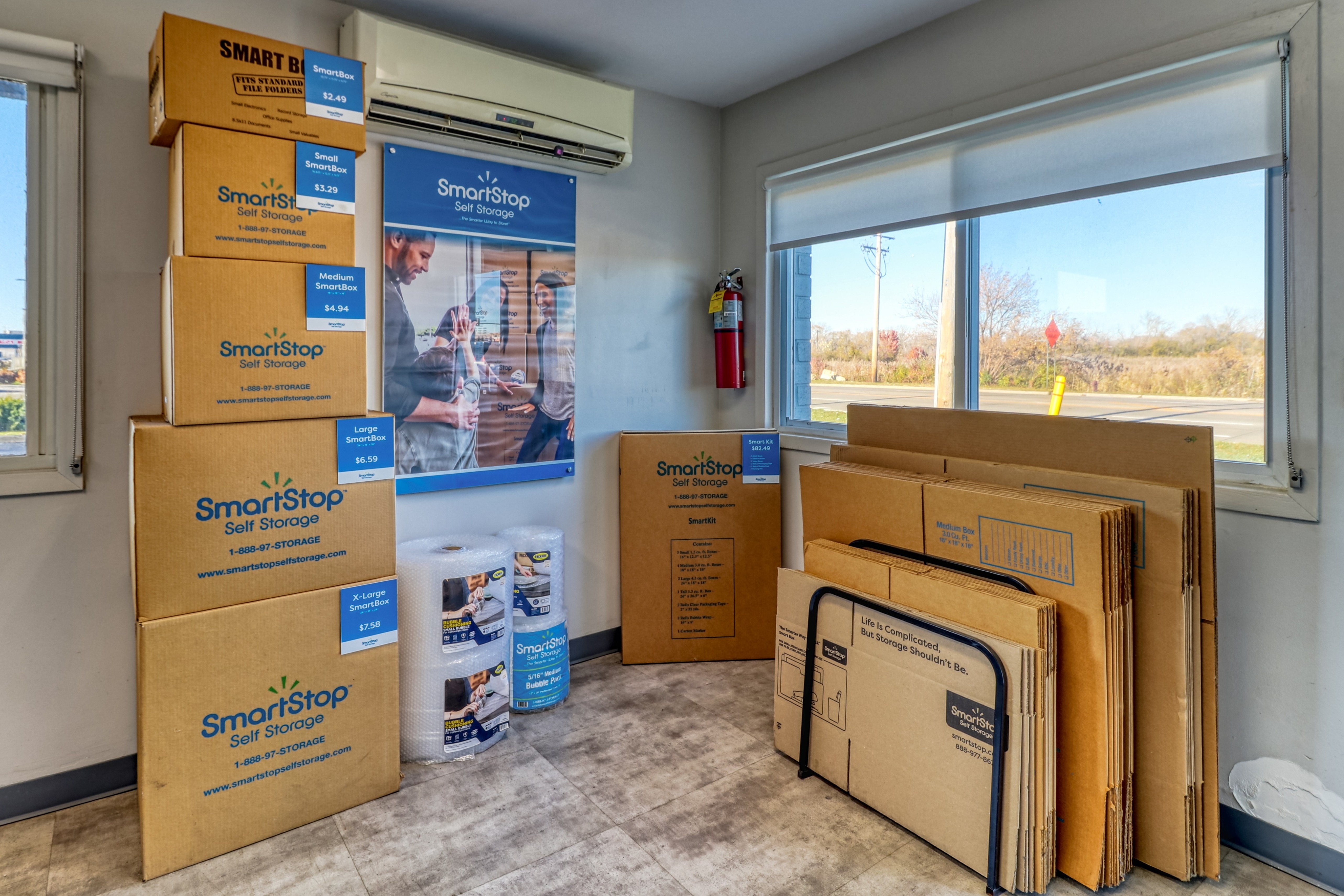 SmartStopSelfStorage-CrestwoodIL-4747CalSagRd-Moving Supplies