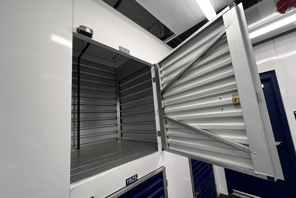 SmartStopSelfStorage-AuroraCO-3633NWaldenCircle-Interior Units