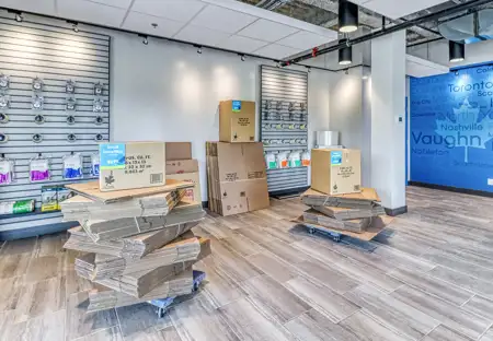 SmartStopSelfStorage-WoodbridgeONT-411 Cityview Blvd-Moving Supplies