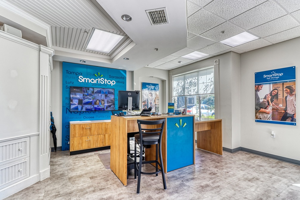 SmartStopSelfStorage-NaplesFL-7755PreserveLane-Office