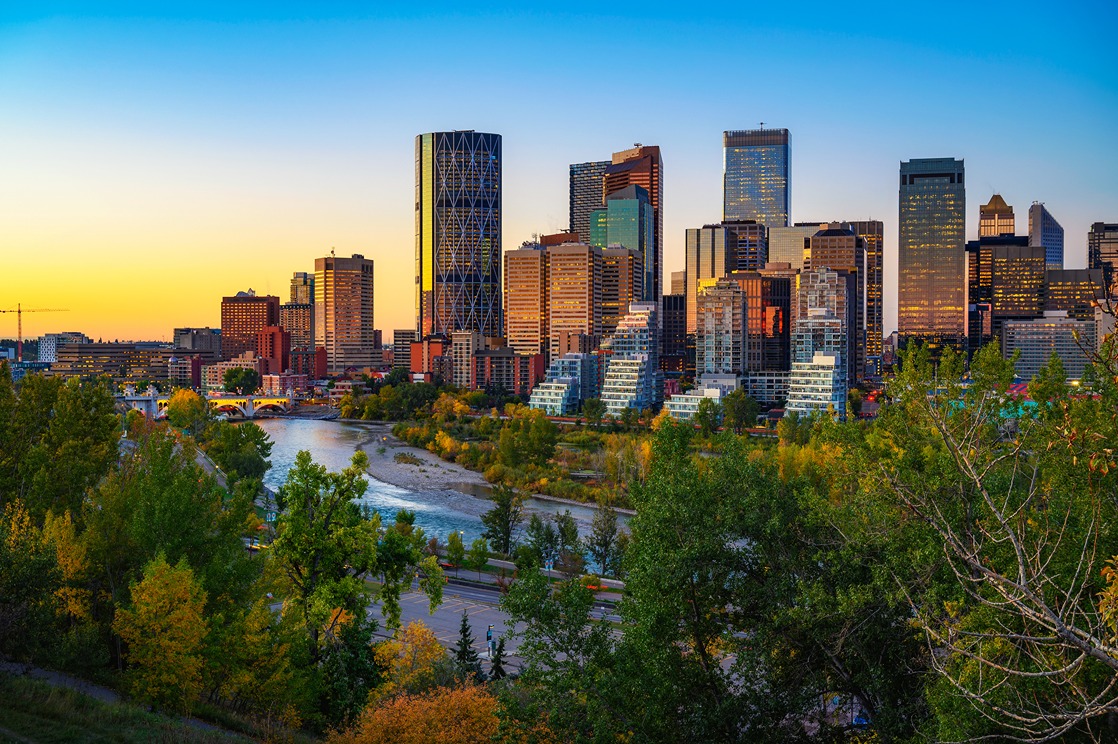 Image of downtown skyline of Calgary, AB, Canada | SmartStop