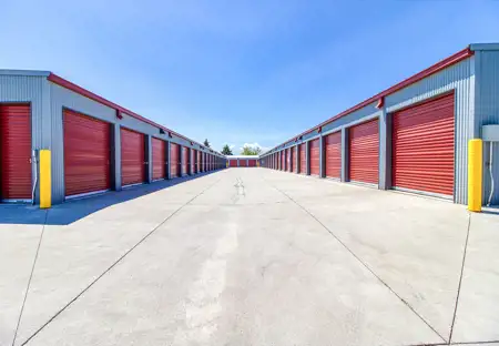 SmartStopSelfStorage-AuroraCO-500LaredoSt-ExteriorUnits