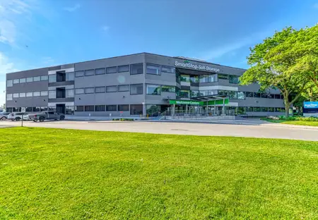 SmartStopSelfStorage-1450 Don Mills Rd - Toronto,ONT-M3B0B3-Hero