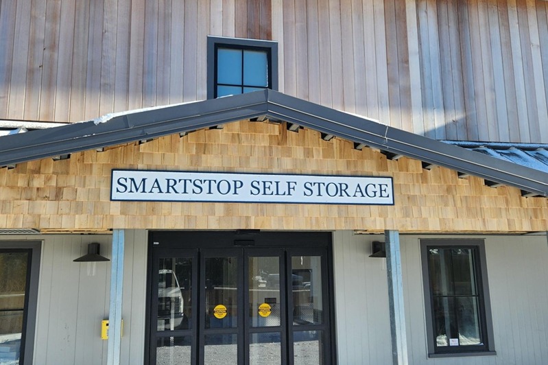 SmartStopSelfStorage-NantucketMA-10DavkimLn-Welcome Center