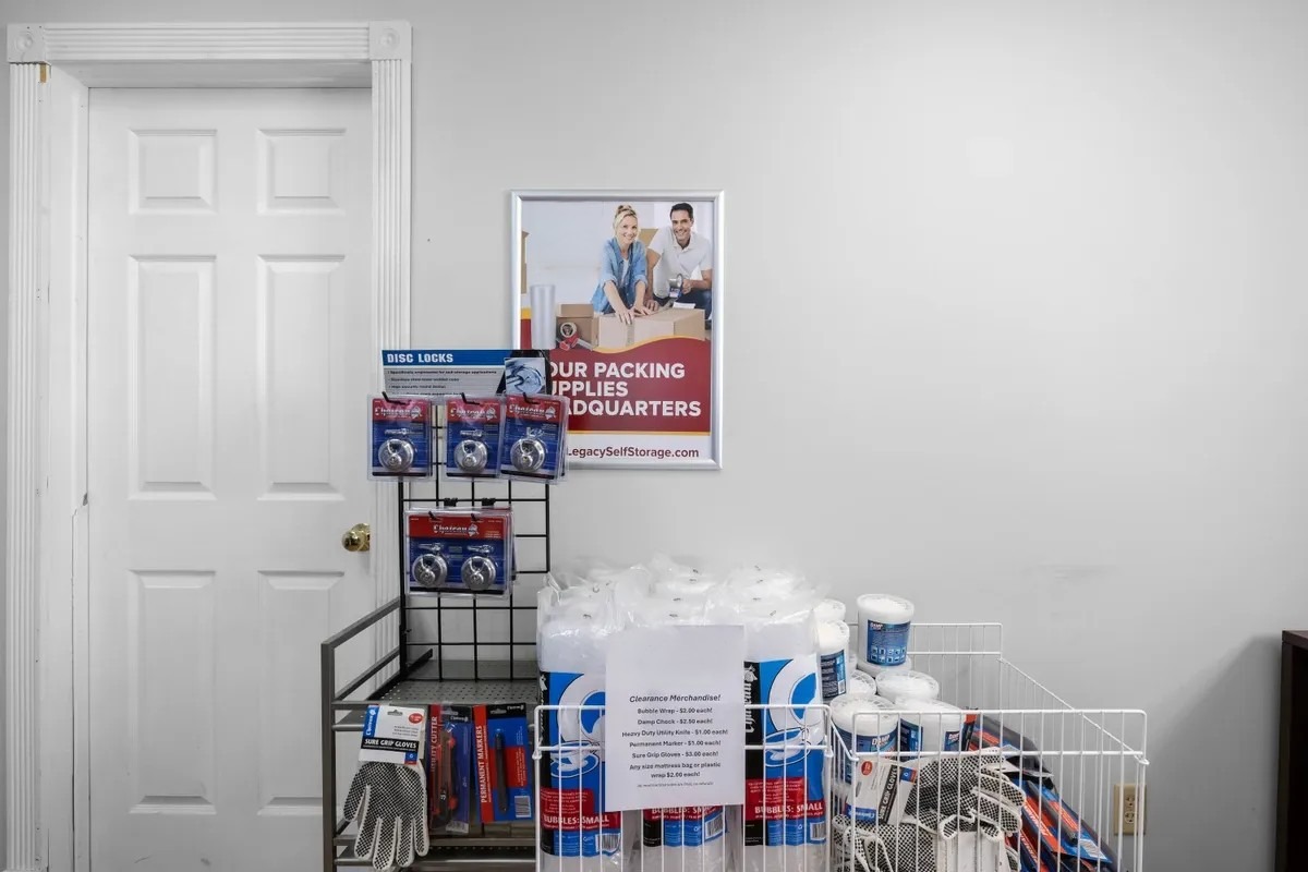 Moving Supplies at SmartStop Self Storage-Siloam SpringsAR-1485EKenwoodSt