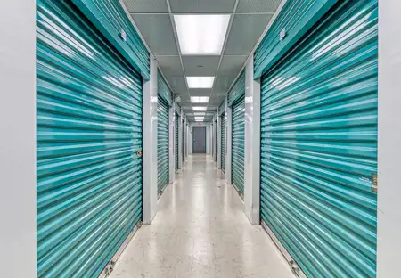 SmartStopSelfStorage-LakeWorthFL-8135LakeWorthRd-InteriorUnits