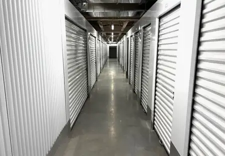 SmartStop Self Storage Facility at 2990 Sunnybrooke Blvd Dorval, QC-Climate Controlled units