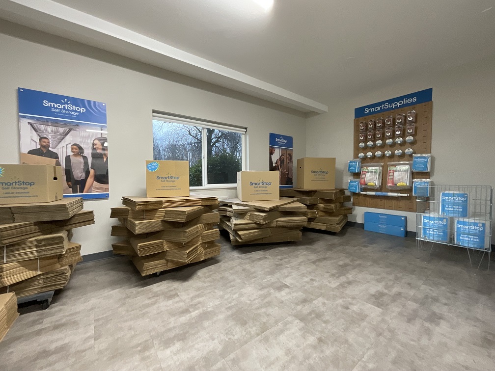 SmartStopSelfStorage-PuyallupWA-1401NMeridianAve-MovingSupplies