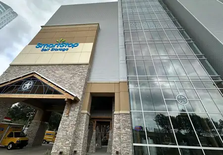 SmartStopSelfStorage-HoustonTX-3130SouthwestFwy-Hero