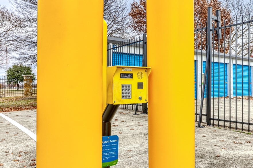 SmartStopSelfStorage-DallasTX-8110SCockrellHillRd-Security