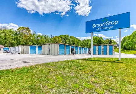 SmartStopSelfStorage-AshevilleNC-40WilmingtonSt-Hero