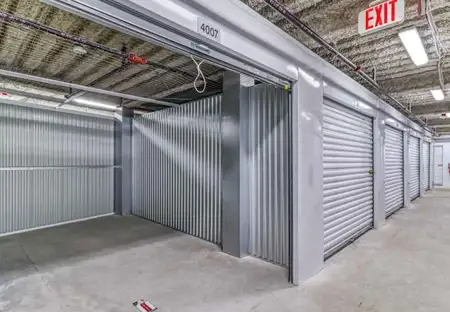 SmartStopSelfStorage-WashingtonDC-1401 22ndStSE_ClimateControlledUnits