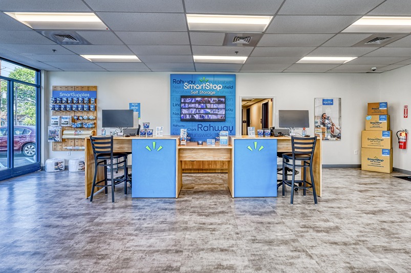 SmartStopSelfStorage-RahwayNJ-2255 Elizabeth Ave-Office