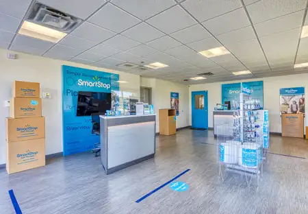 SmartStopSelfStorage-OcoeeFL-1071MarshallFarmsRd-Office
