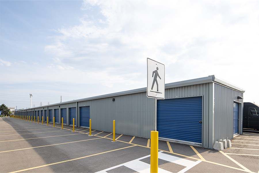 Drive up units at SmartStopSelfStorage-WhitbyONT-1580VictoriaStE