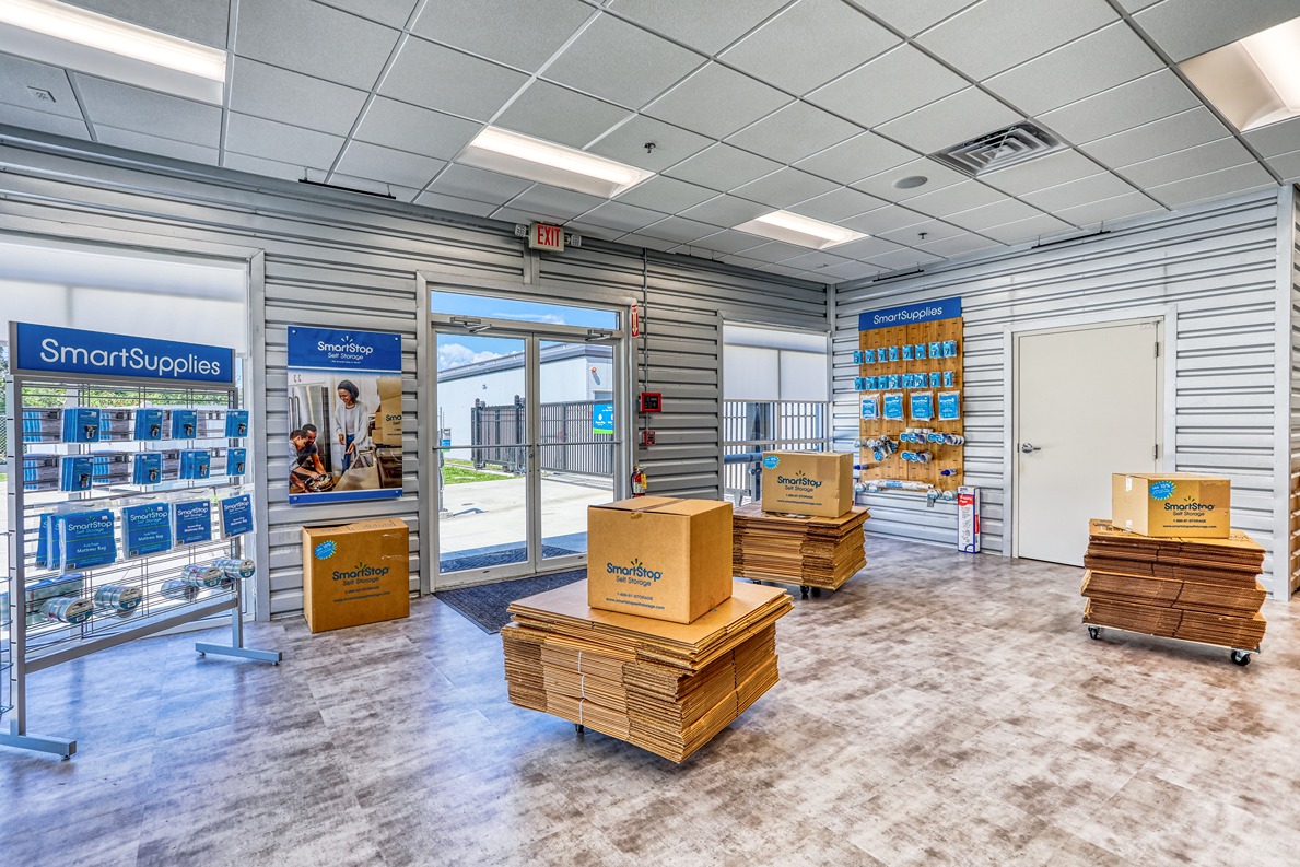 5688 E State Rd 44, Wildwood, FL. Moving Supplies | SmartStop