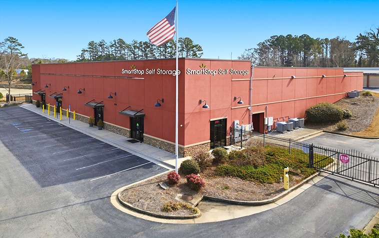 Storefront at SmartStopSelfStorage-CarrolltonGA-970HaysMillRd