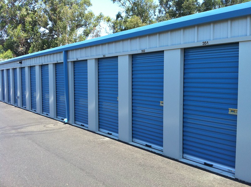 image of a row of drive-up storage units 
