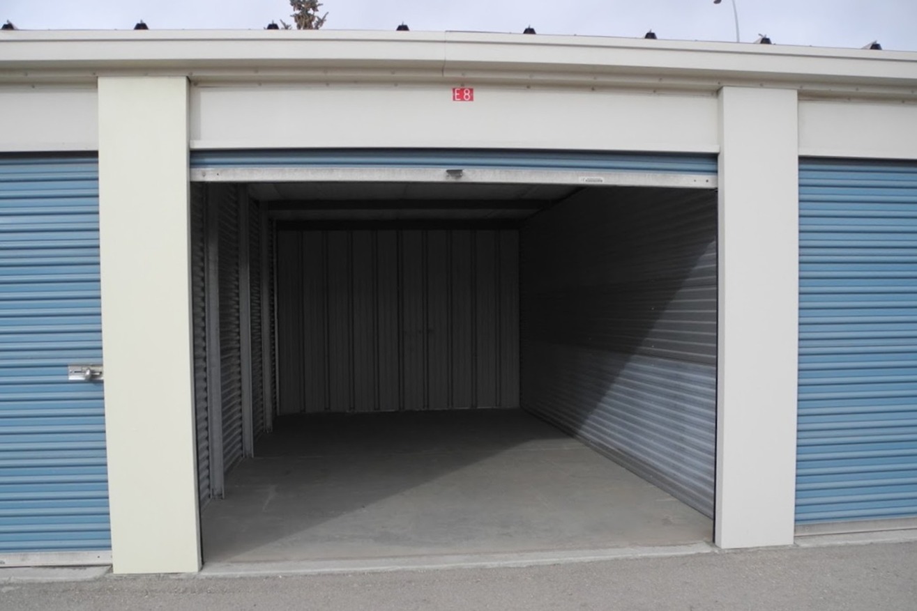 Drive Up Units at 4046 96AveSE, Calgary, AB - SmartStop