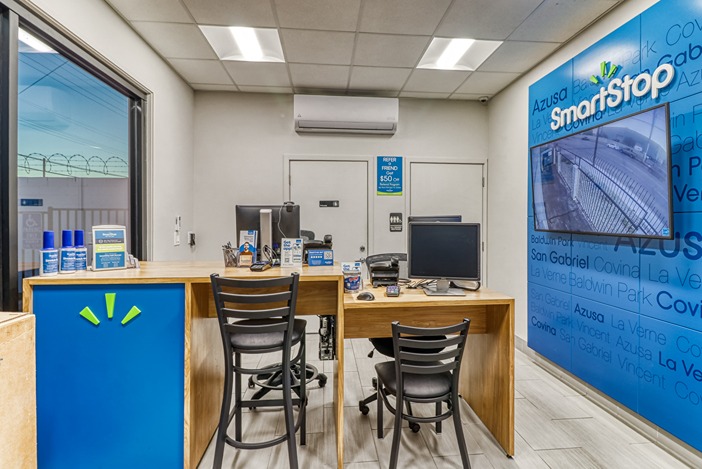 SmartStopSelfStorage-AzusaCA-1111WestGladstone-Office