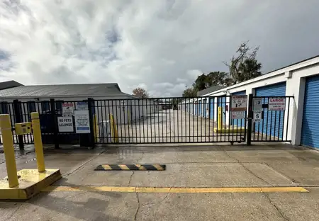 SmartStopSelfStorage-LongwoodFL-460FloridaCentralPkwy-Gate