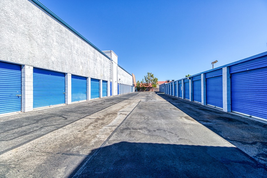 SmartStop Self Storage-6318 W Sahara Ave-DriveUp2