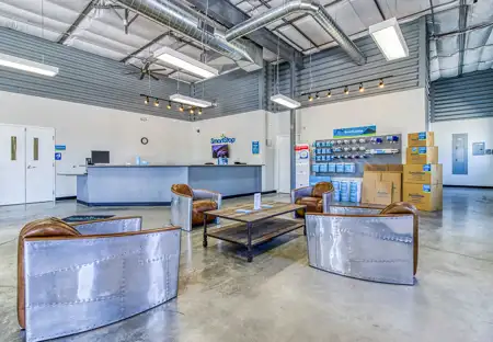 SmartStopSelfStorage-AuroraCO-500LaredoSt-Office