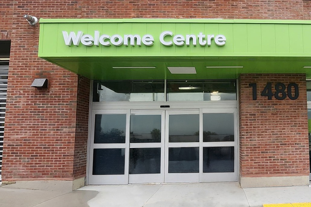 SmartStopSelfStorage-Toronto,ONT-1480JaneSt M9N2R1-Office Ext