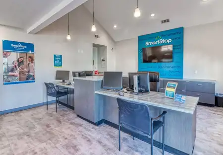SmartStopSelfStorage-ConcordCA-1597MarketSt-Office