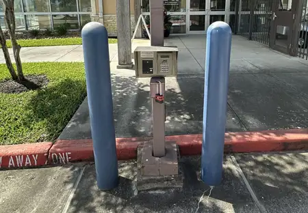 SmartStopSelfStorage-ShenandoahTX-18250Interstate45S-KeypadAccess