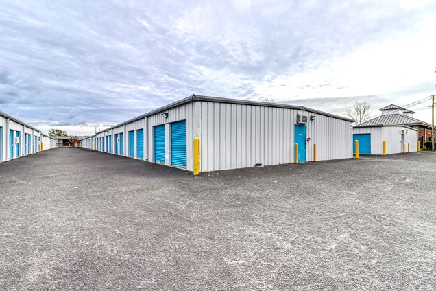 SmartStopSelfStorage-MyrtleBeachSC-338JesseSt-DriveUpUnits