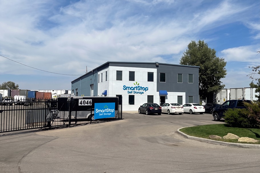 Storefront at 4046 96AveSE, Calgary, AB - SmartStop