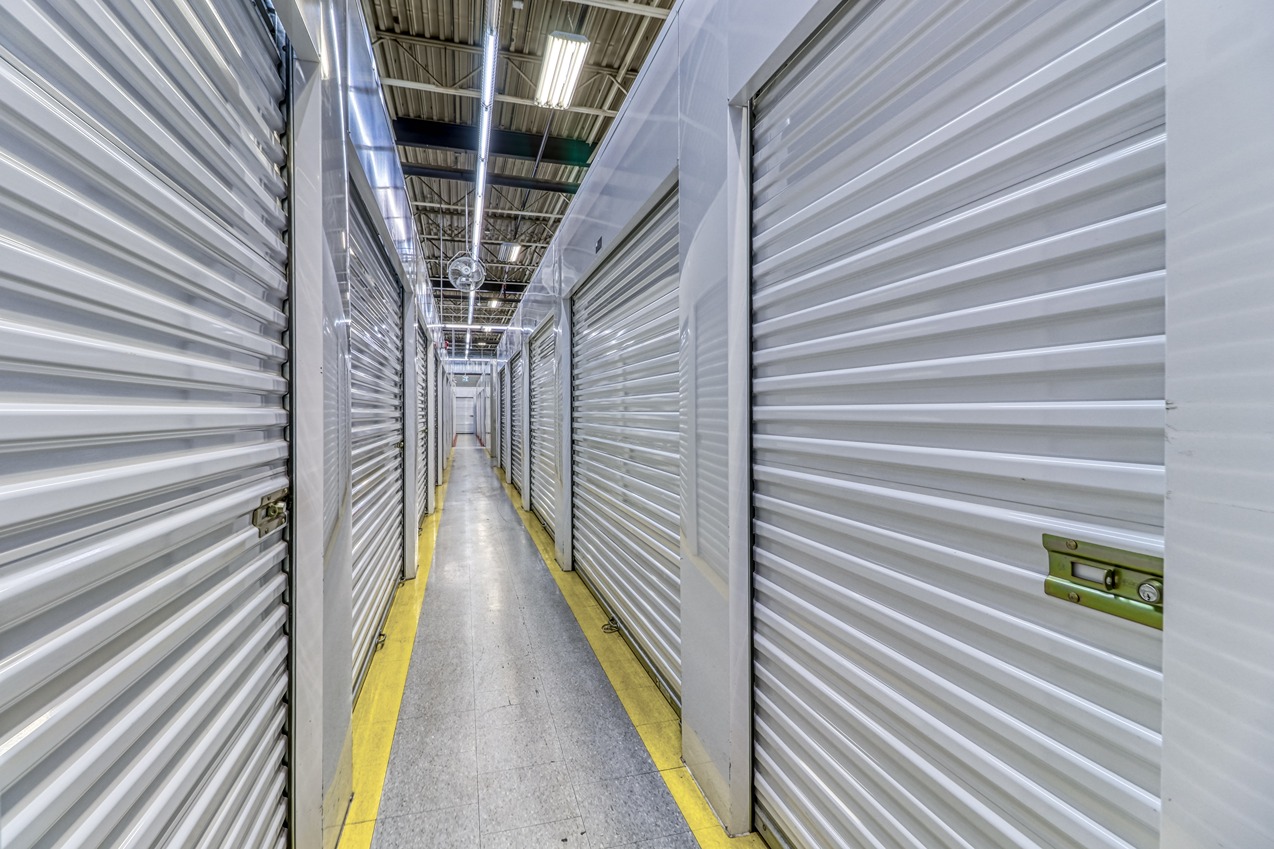 SmartStopSelfStorage-MississaugaONT-1230 Lakeshore Rd-Interior Units 1
