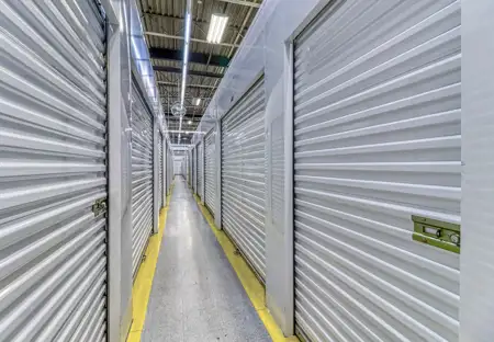 SmartStopSelfStorage-MississaugaONT-1230 Lakeshore Rd-Interior Units 1